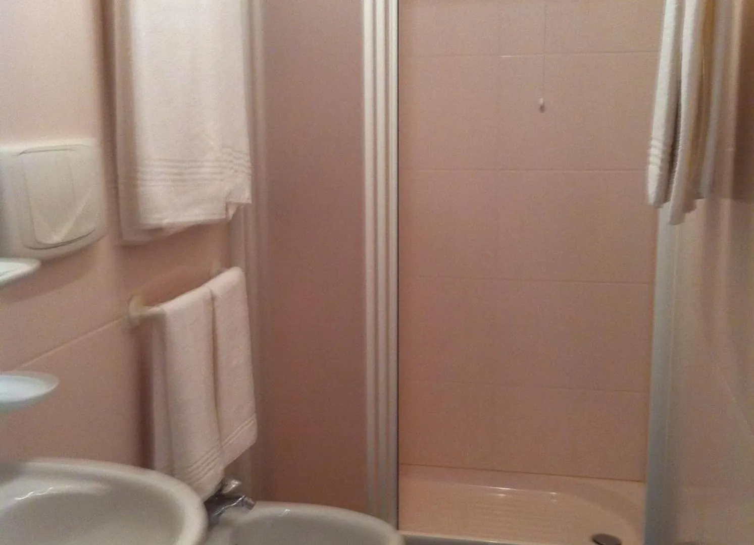 *** Hotel Albergo Centrale Fino Del Monte Italia