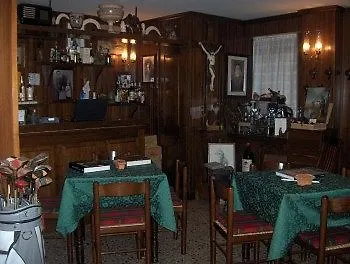 Albergo Centrale Fino Del Monte